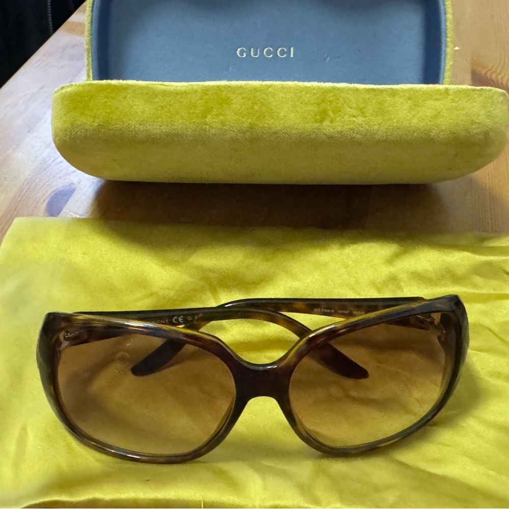 Gucci